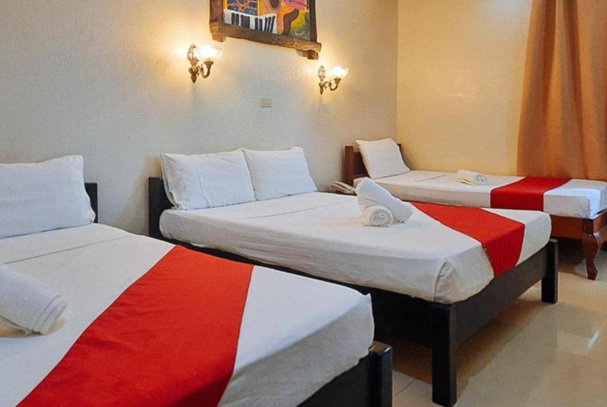Reddoorz At New Casamila Hotel Palawan Puerto Princesa Extérieur photo